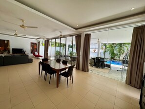 Interior - Miguel 3BR modern style pool villa (Tambon Rawai)