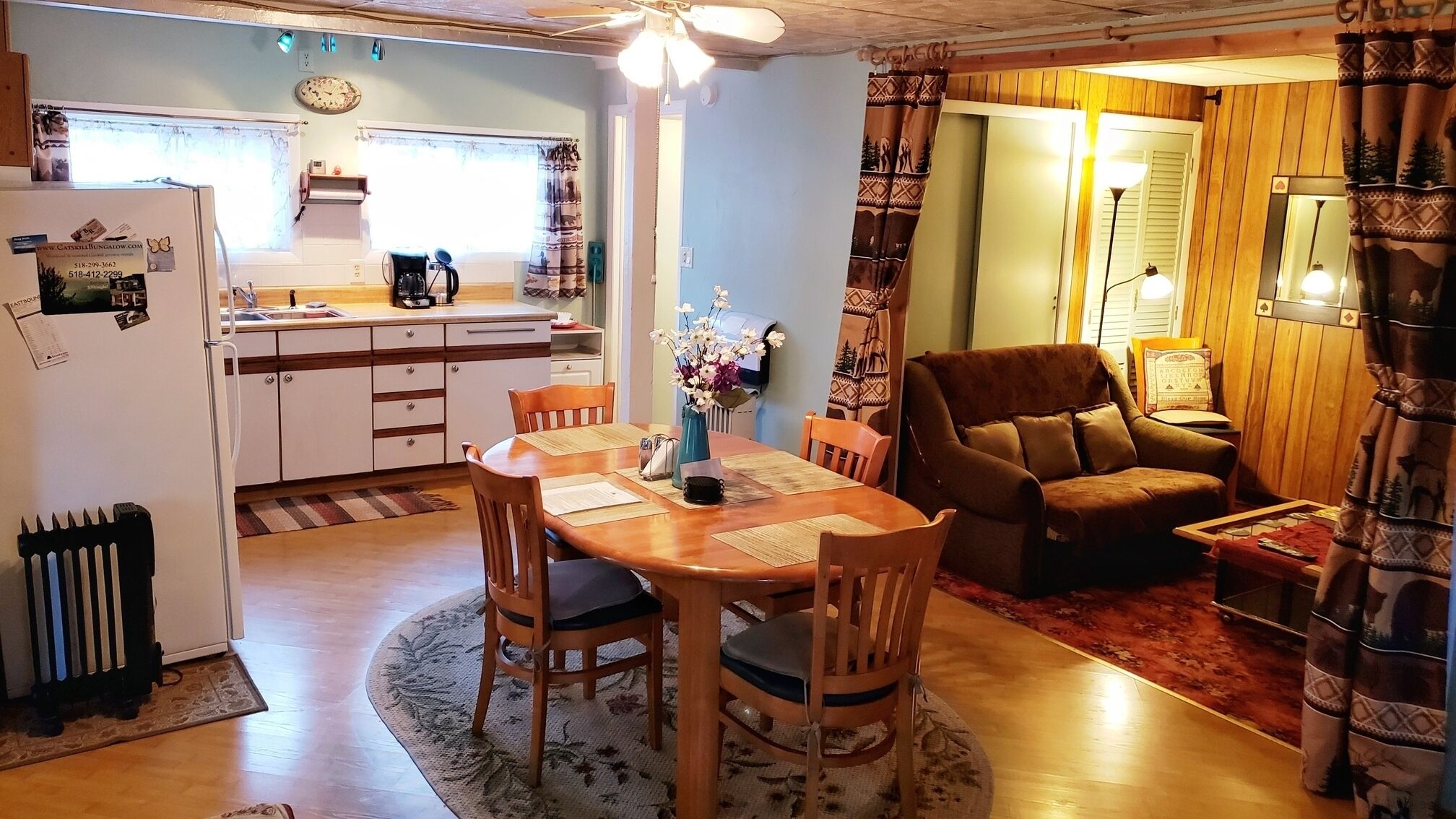 Catskill Cottage - Cozy Getaway For Up To 6, near Windham & Hunter, NY skiing