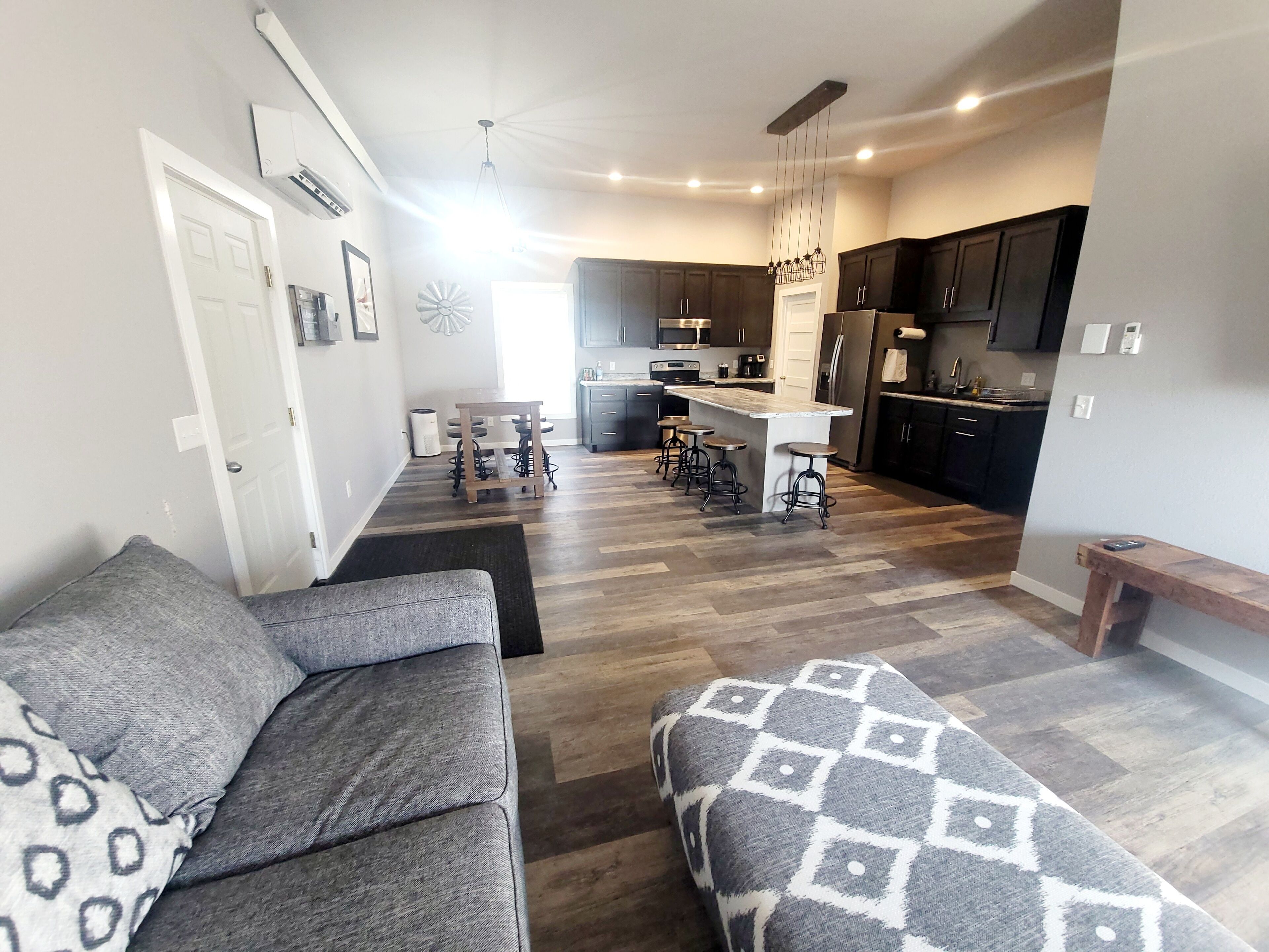 The Stumble Inn - hunting and fishing getaway by Spring & Cow creek