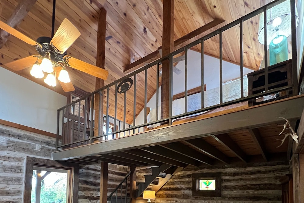 1851 Cabin at Wolf Creek Guest Ranch