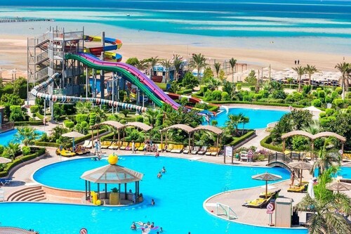 Hawaii Caesar Palace Hotel & Aqua Park - Families and Couples only