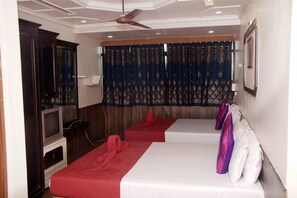Quadruple Room - Viva Guest House (Panaji)