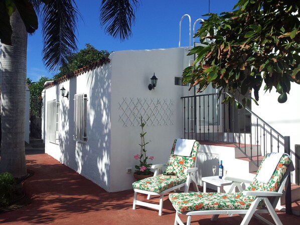 This is what awaits for you in Tenerife at Villa Juanita.  Come and relax !!!!