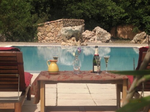 Beautiful villa, exceptional pool, central location for Cannes, Nice, St. Tropez