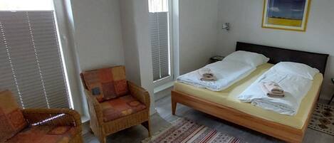 2 bedrooms, WiFi, bed sheets