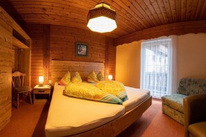 1 bedroom, in-room safe, WiFi, bed sheets