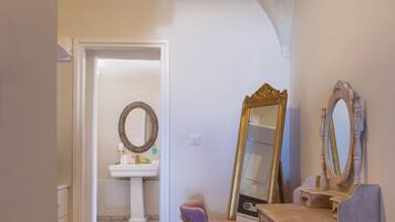 1 habitación, ropa de cama de alta calidad y colchones con pillow-top