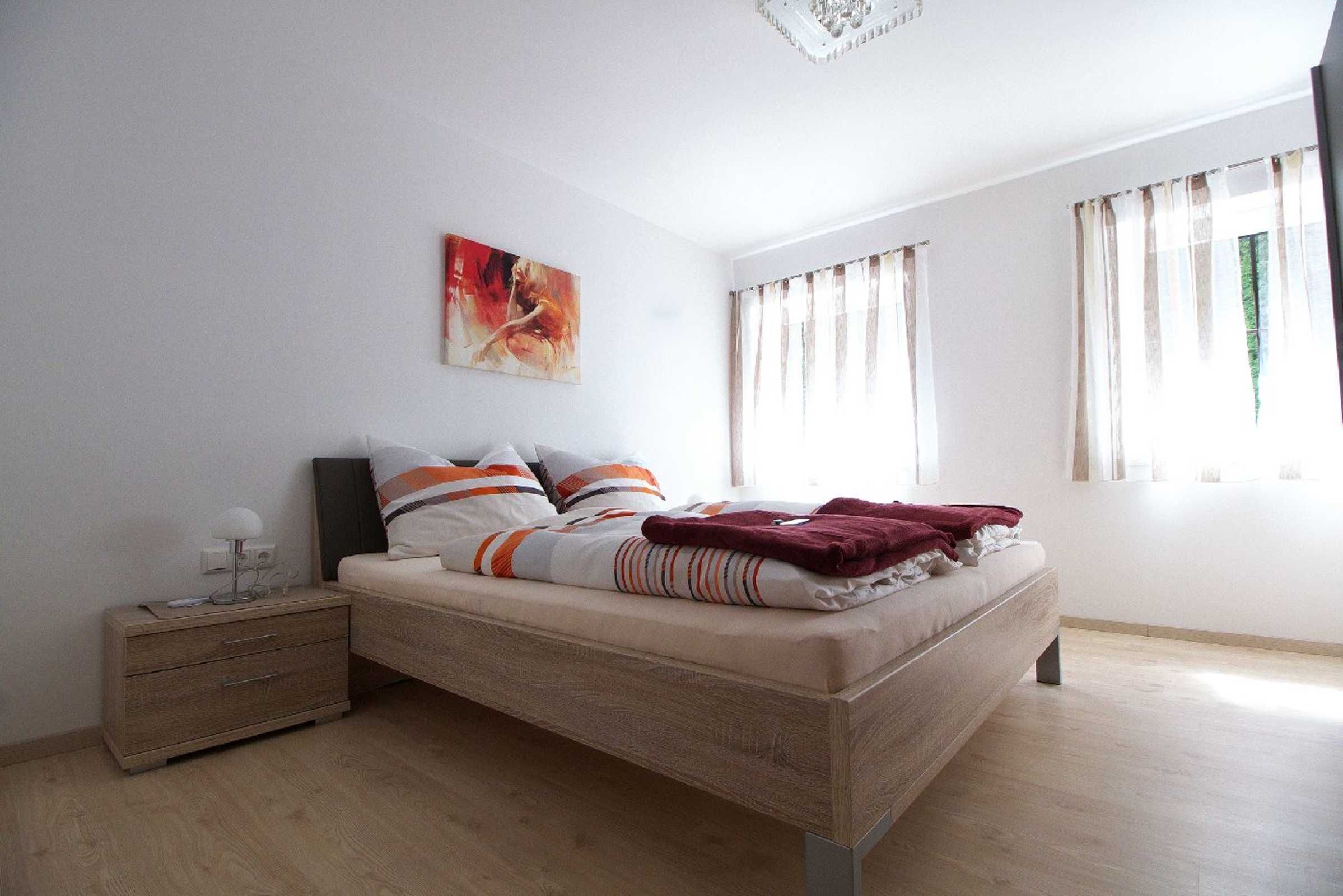 2 bedrooms, travel crib, WiFi, bed sheets