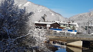 Luokittelematon kuva, 2 kautta 19, painike