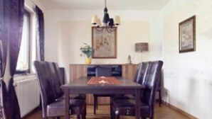 House, Balcony (2 people per bedroom) | In-room dining - Ferienhaus Seestern (Wunstorf)