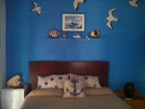 Triple Room (Ponente) | Frette Italian sheets, premium bedding, blackout curtains, free WiFi
