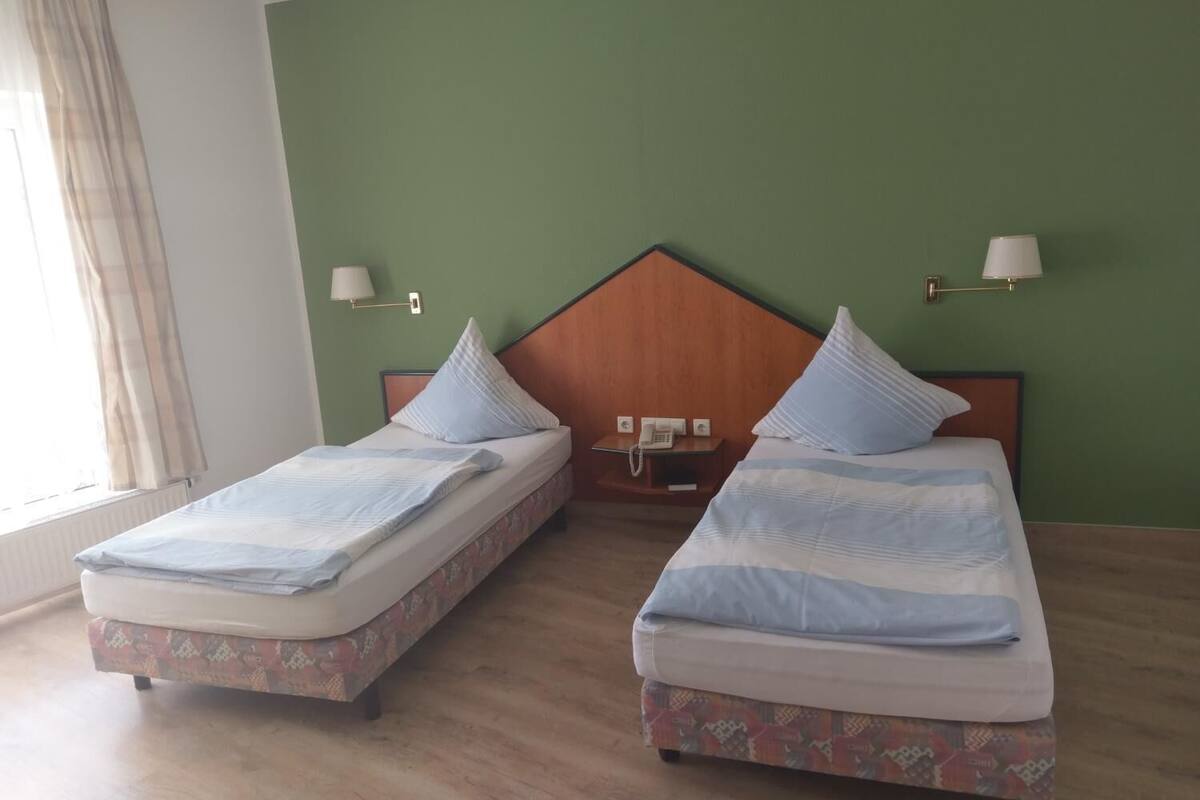 desk, cots/infant beds, rollaway beds, free wifi