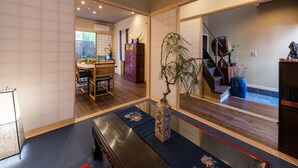Private Vacation Home | Living area | Flat-screen TV - Kouhaku Kyomachiya Tenmangu (Kyoto)