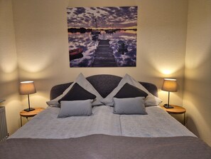 2 Schlafzimmer, Bügeleisen/Bügelbrett, WLAN, Bettwäsche