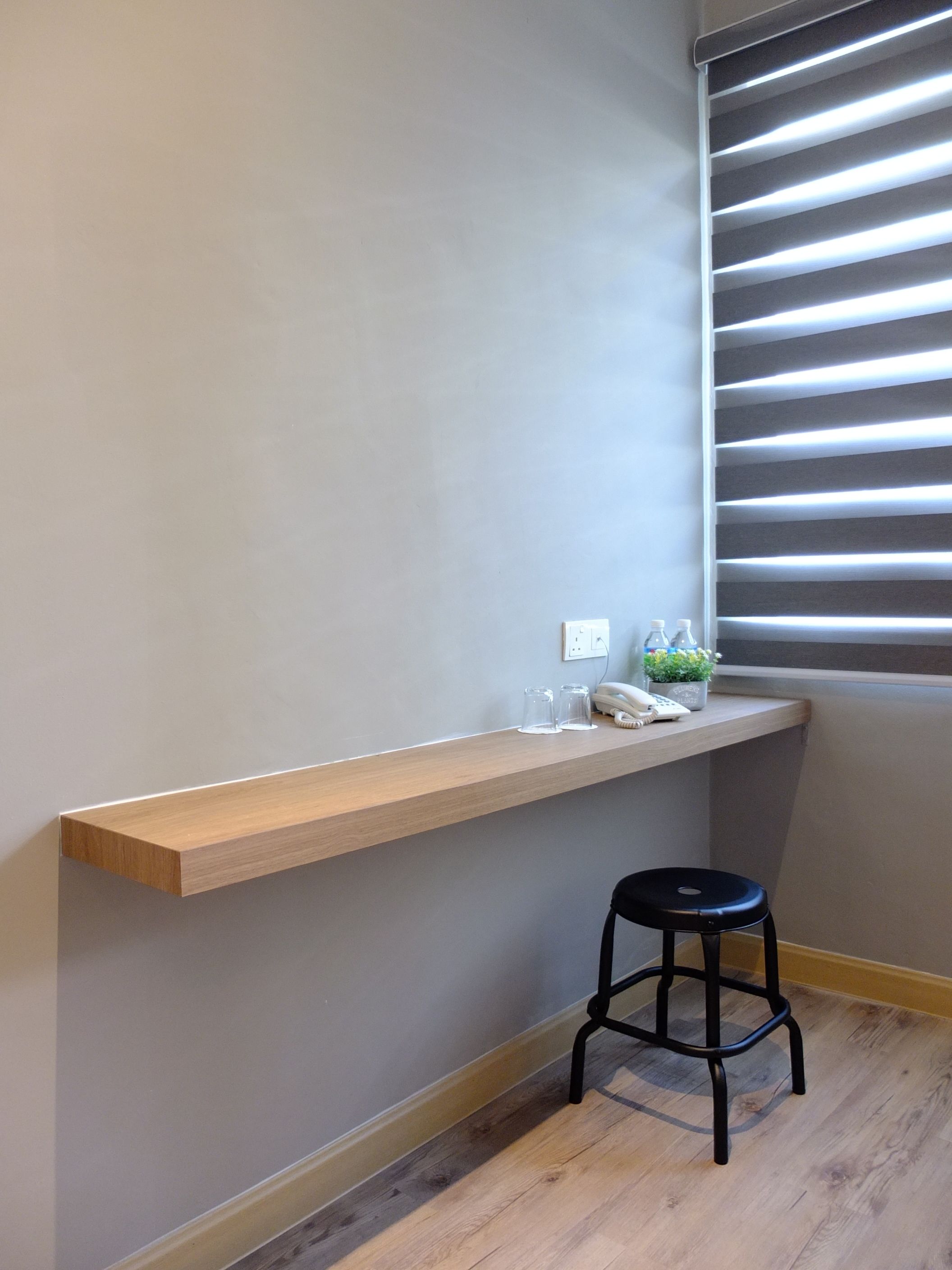 twin room (rooms with window subject to availability) | room amenity