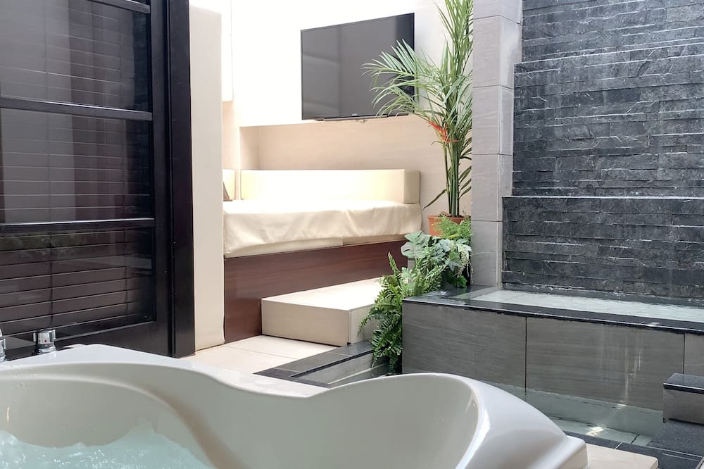 Hotel Asia - Adults Only
