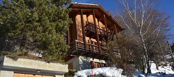 Outside : Modern architecture chalet of 3 floors, for 6 person, beautiful  panoramic viewInside : 16