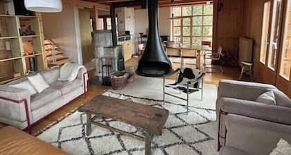 Outside: chalet with modern architecture on 3 floors, for 6 people, beautiful panoramic view -Interi