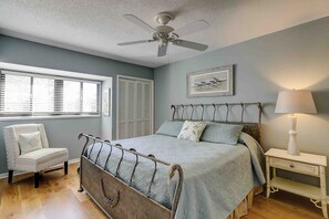 4 makuuhuonetta, silitysrauta/-lauta, internet, vuodevaatteet