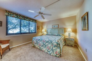 2 slaapkamers, een strijkplank/strijkijzer, internet, beddengoed