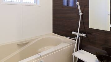 Villa | Bathroom