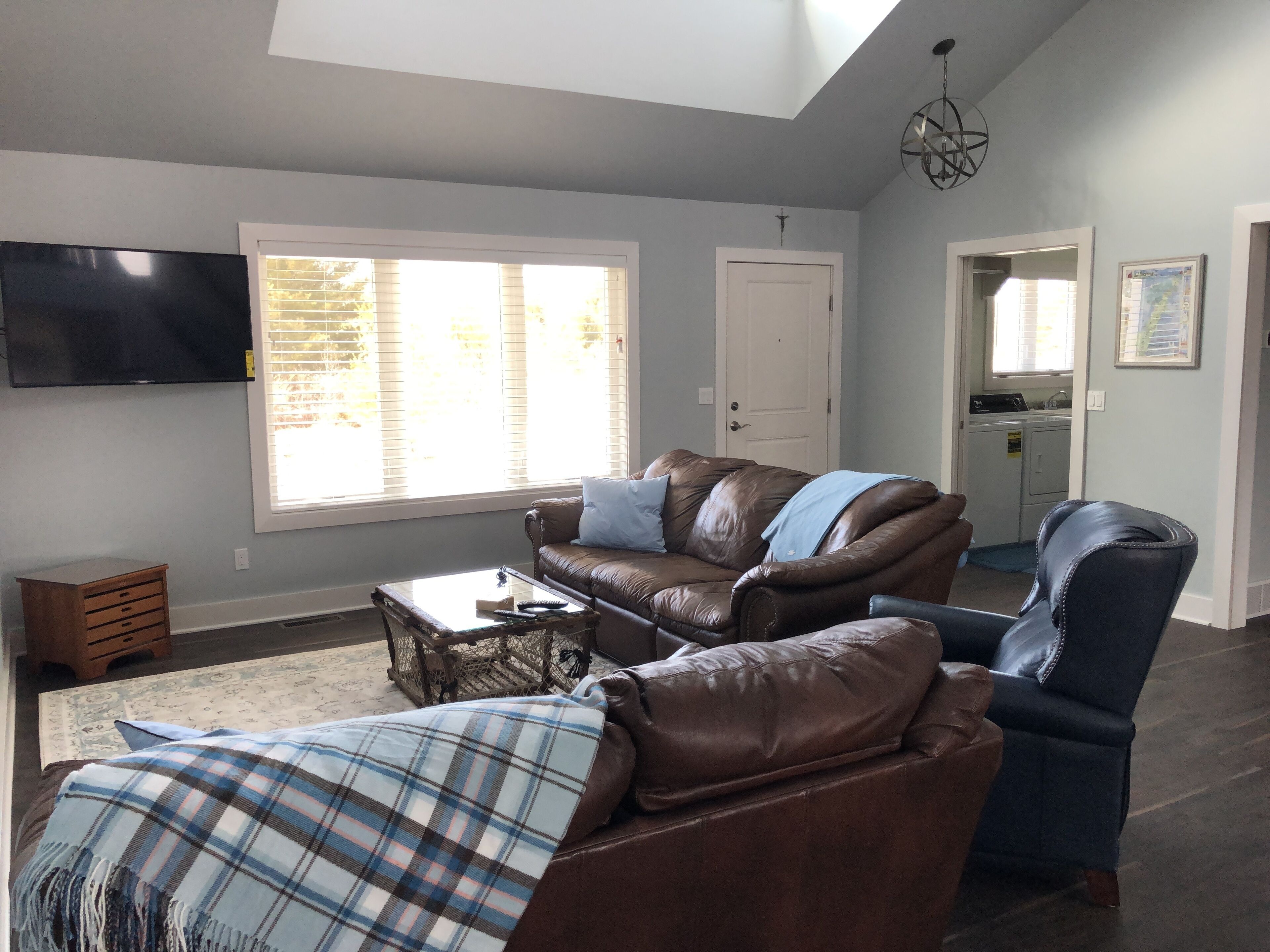 🍒 PEACEFUL SECLUDED BRAND NEW CUSTOM BUILT DOOR COUNTY RETREAT IN EGG HARBOR