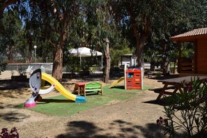 Children's play area - outdoor