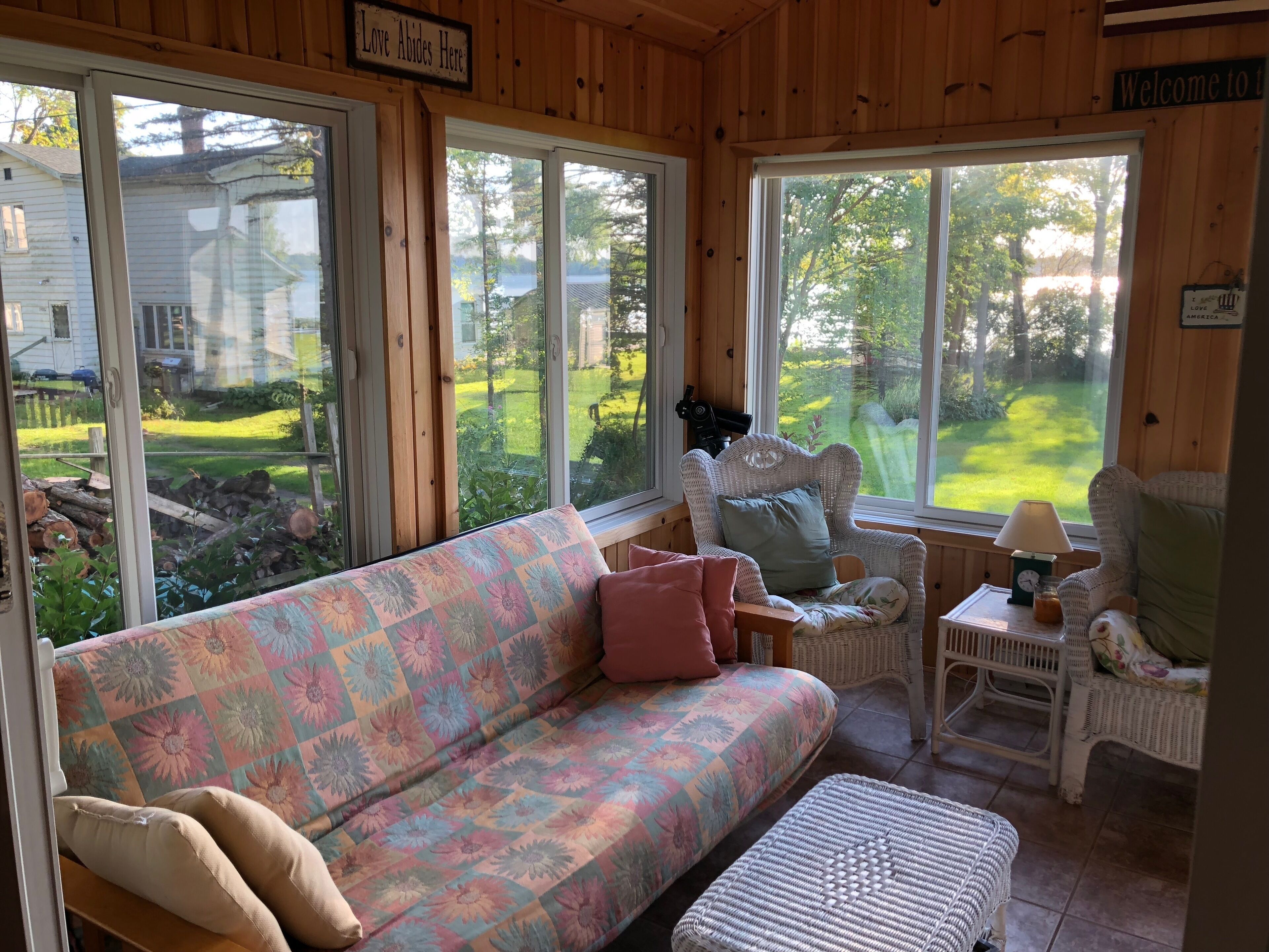 HUGE LAKEFRONT HOME ON ALL SPORTS LAKE