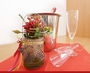 Eenvoudige tweepersoonskamer | 2 slaapkamers, verduisterende gordijnen, gratis wifi, beddengoed