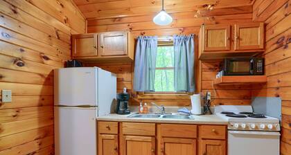 Blue Rose Cabins - Sweet Dreams Cabin
