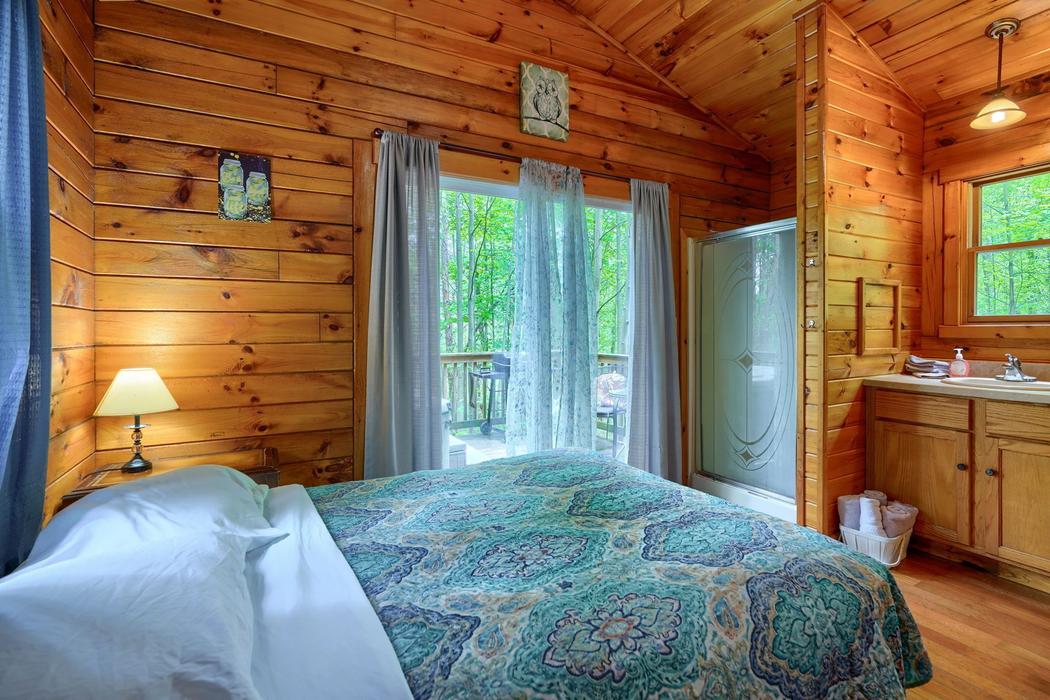 1 chambre, literie fournie