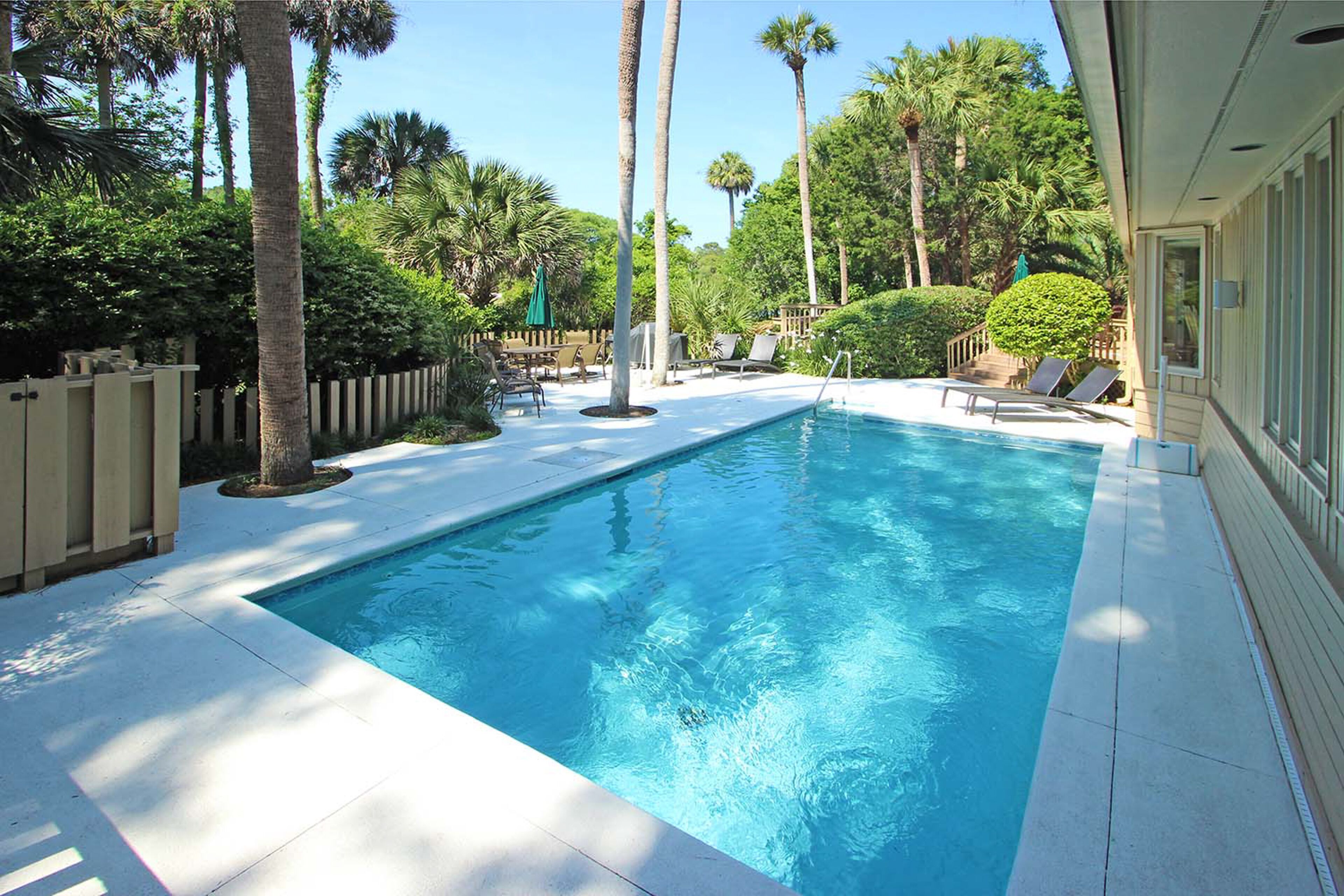 Spacious Beach Retreat with Private Pool, Gourmet Kitchen & Golf Course Views