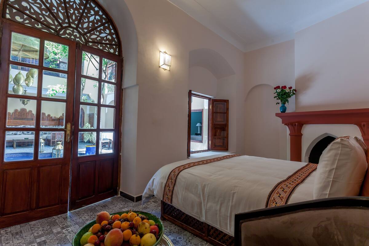 Romantic Double Room, 1 King Bed (Soumaya) | Desk, blackout drapes, iron/ironing board (on request), WiFi (free)
