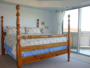 5 Schlafzimmer, Schreibtisch, Bügeleisen/Bügelbrett, kostenloses WLAN