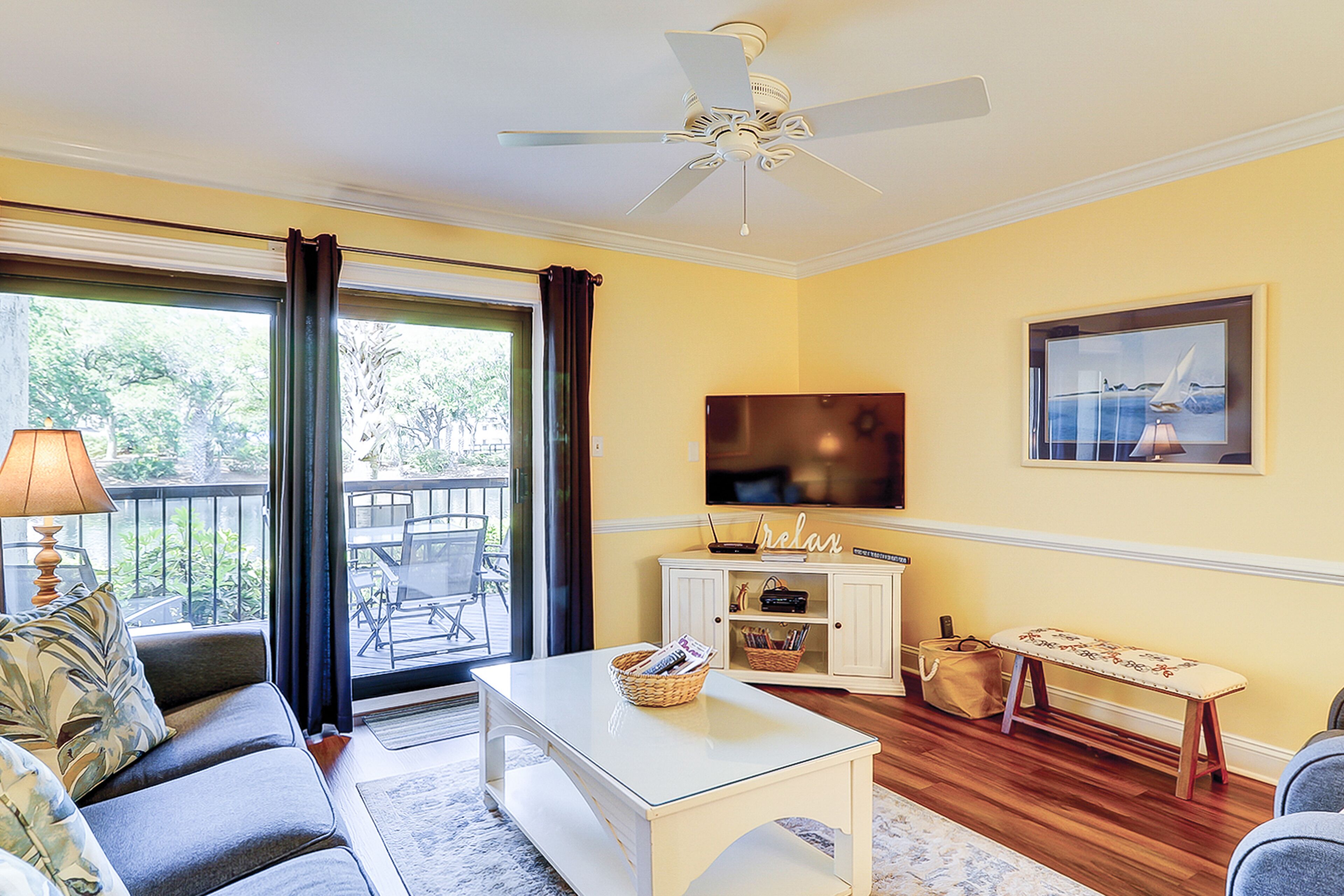 Quiet Hideaway with Pools, Hot Tub, Tennis & Easy Beach Access