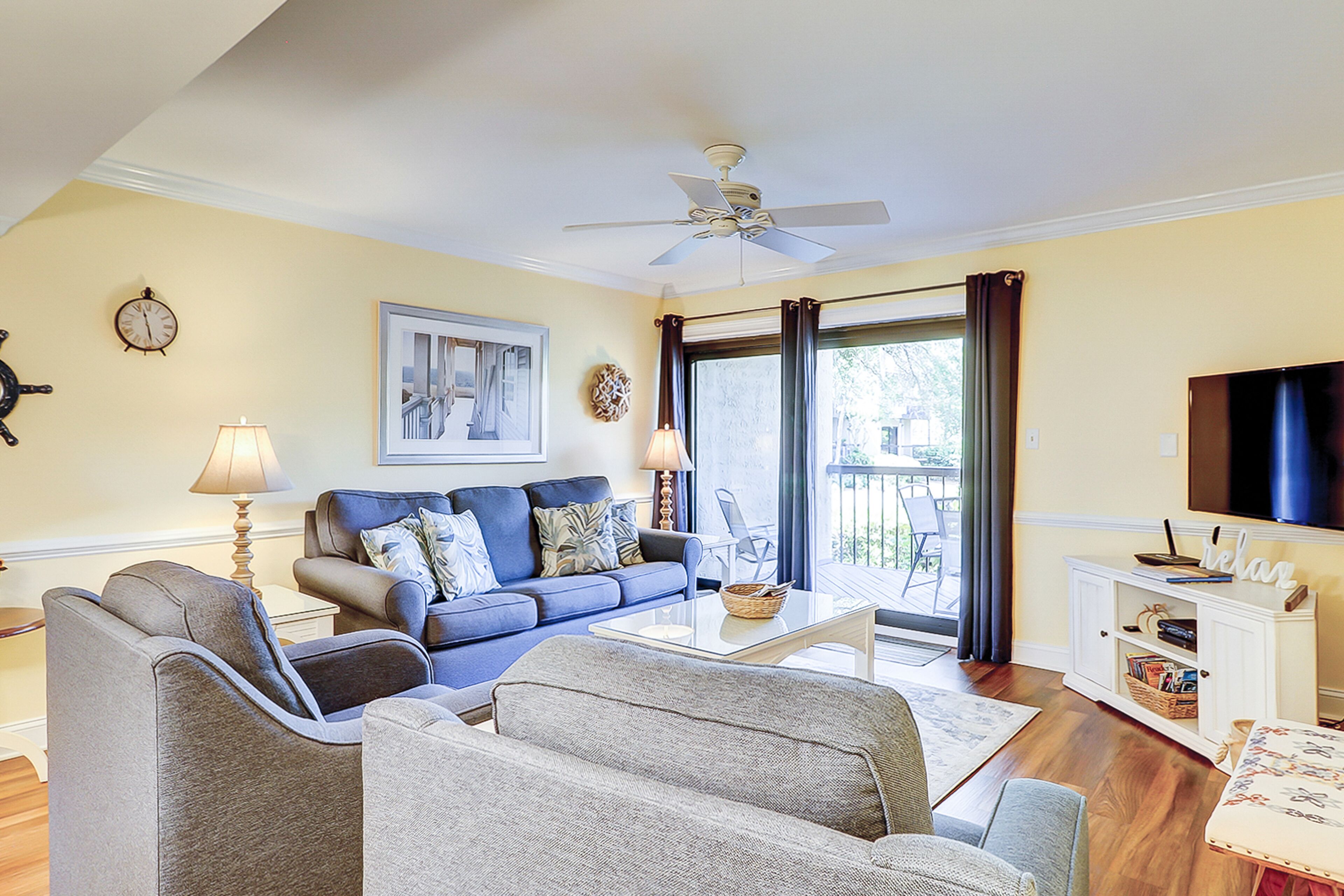 Quiet Hideaway with Pools, Hot Tub, Tennis & Easy Beach Access