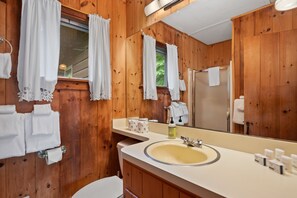 Hair dryer, towels - Lakefront house with dock, sandy beach, full kitchen, gorgeous views (Brant Lake)