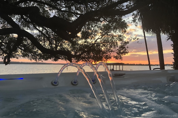 Sunset from the hot tub overlooking Lake Kerr :-)