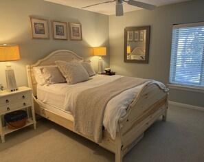 3 bedrooms, desk, iron/ironing board, free WiFi