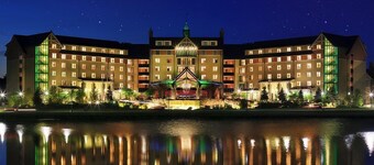 Cozy Large Home, Game room, Close To Skiing, Casino, Shopping And Fishing