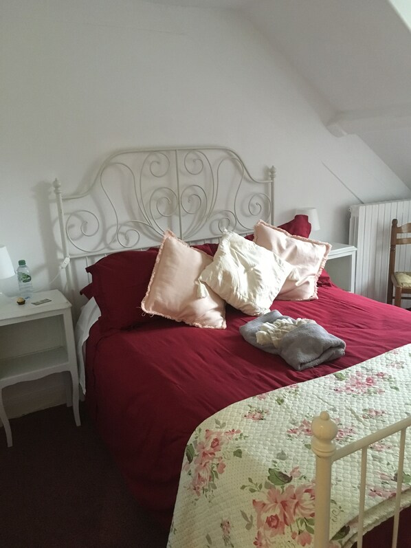 ห้องซิงเกิล | ห้องพักตกแต่งอย่างมีเอกลักษณ์, ตกแต่งพิเศษโดยเฉพาะ, โต๊ะทำงาน, Wi-Fi ฟรี