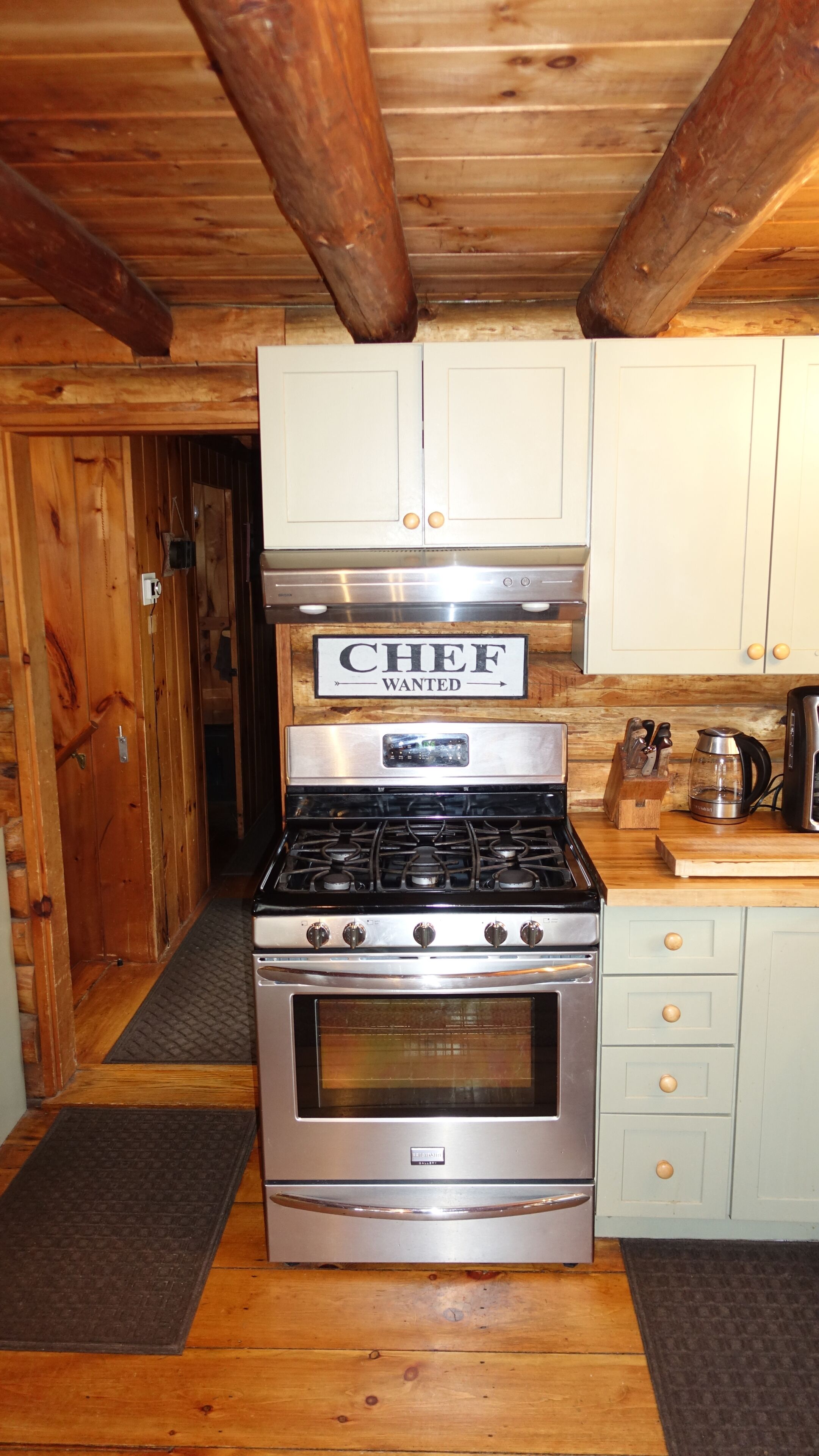 Cozy Log Cabin in Jackson NH
