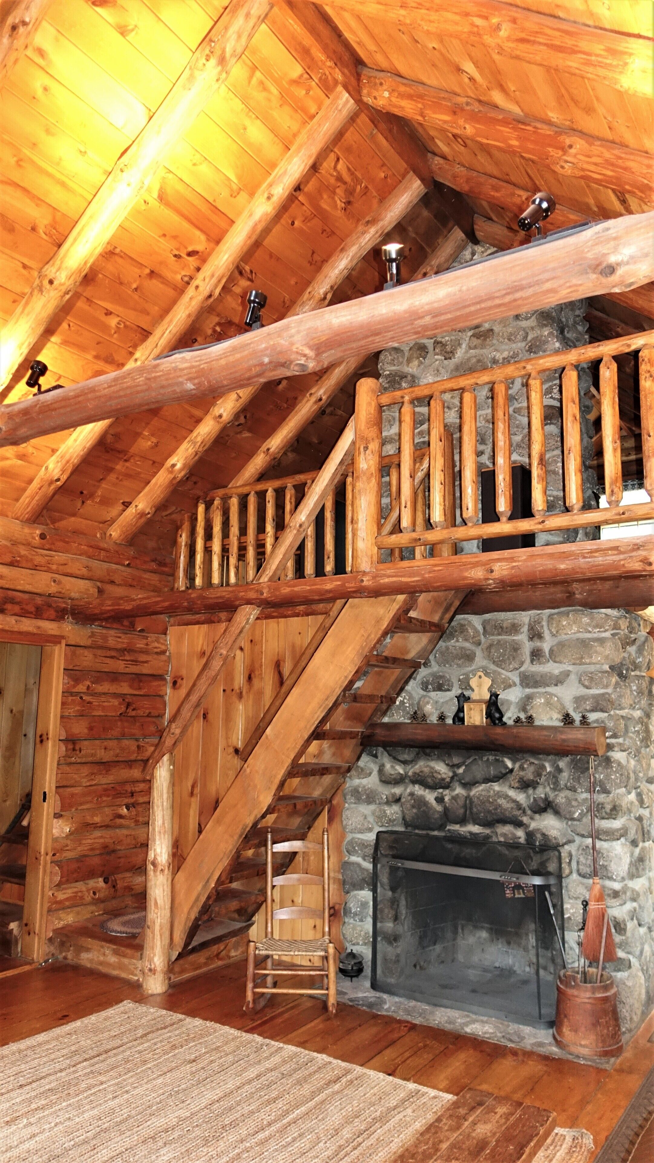 Cozy Log Cabin in Jackson NH
