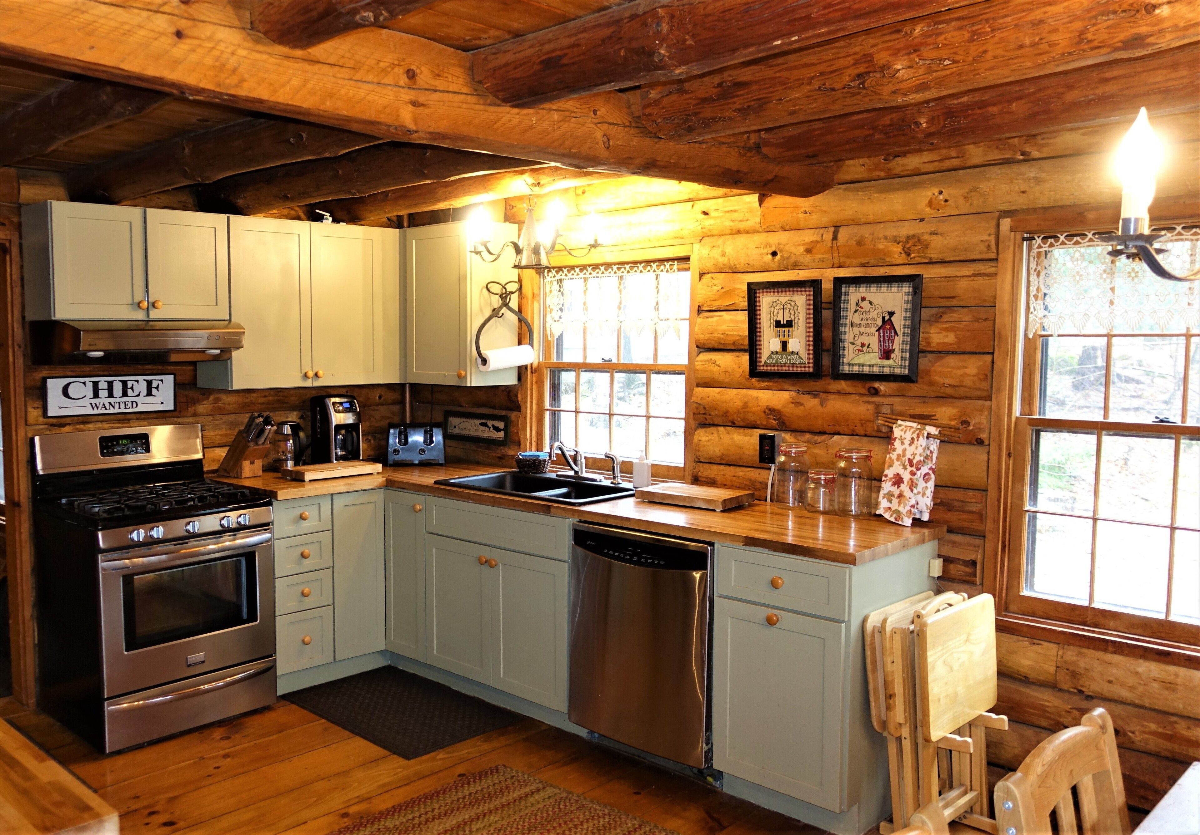Cozy Log Cabin in Jackson NH