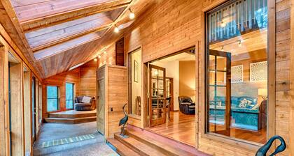 SUMMER SALE! Ultimate Group Gathering - 6bd 5bth in Flagstaff on National Forest
