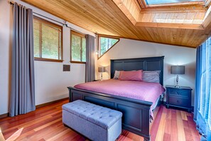 6 bedrooms, iron/ironing board, free WiFi, bed sheets - Ultimate Group Gathering - 6bd 5bth in Flagstaff on National Forest (Flagstaff)