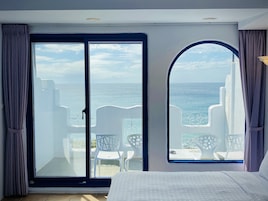 Habitación cuádruple Confort, no fumadores, vistas al mar | Vistas al mar