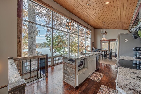 Fridge, microwave, oven, stovetop - Firefly - 2 Houses on 1 Spectacular Property (Belmont)