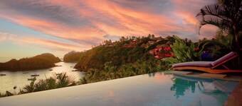 Casita Jazmin Careyes- Spectacular Beachfront - Pool - Privacy - Luxury + Style