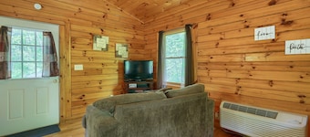 Blue Rose Cabins - Overlook Cabin